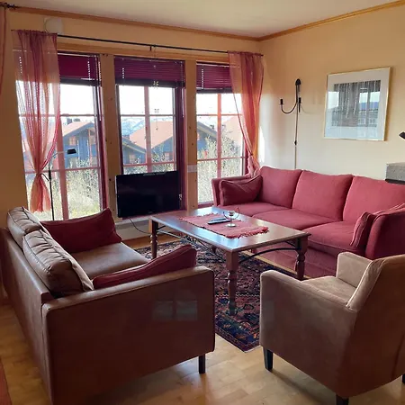 Apartment Comfort, Sauna & Great Location! *